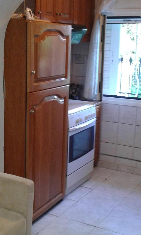 Villa Angela, Traditional Villa In The Village Agios Ioannis Peristeron  ภายนอก รูปภาพ