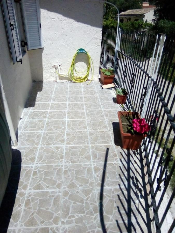 Villa Angela, Traditional Villa In The Village Agios Ioannis Peristeron  ภายนอก รูปภาพ