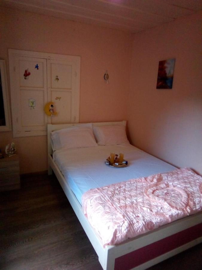 Villa Angela, Traditional Villa In The Village Agios Ioannis Peristeron  ภายนอก รูปภาพ